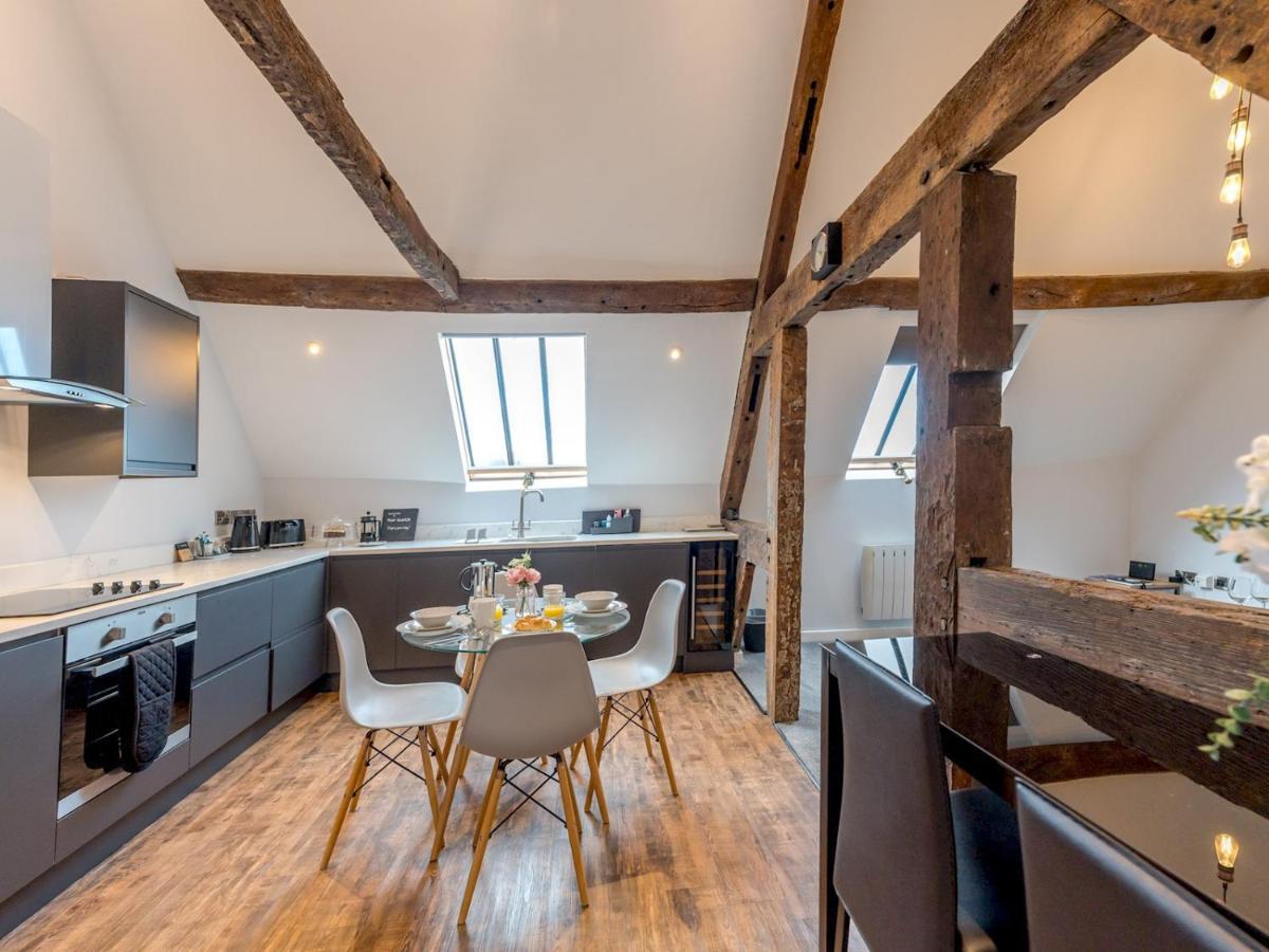 Pass The Keys 5C Charming Town Centre Apartment With Roof Top Views Shrewsbury Exterior foto